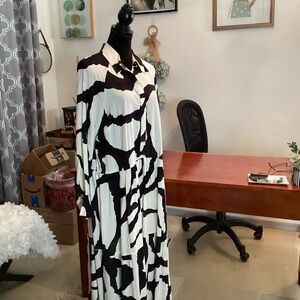 Chic Monochrome Patterned Dress I